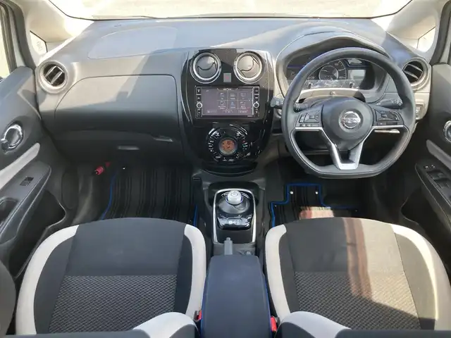 日産 ノート e－パワー X FOUR 鳥取県 2019(令1)年 10.1万km ブリリアントホワイトパール ４・W・D/ワンオーナー/純正ナビ/フルセグ/DVD/CD/BT/USB/アラウンドビューモニター/エマージェンシーブレーキ/レーンキープアシスト/レーダークルーズコントロール/前後コーナーセンサー/ETC/前方ドライブレコーダー/LEDヘットライト/純正15インチアルミホイール/プッシュエンジンスタート/フロアマット・ドアバイザー