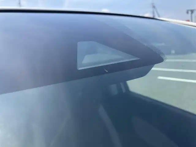 日産 ノート e－パワー X FOUR 鳥取県 2019(令1)年 10.1万km ブリリアントホワイトパール ４・W・D/ワンオーナー/純正ナビ/フルセグ/DVD/CD/BT/USB/アラウンドビューモニター/エマージェンシーブレーキ/レーンキープアシスト/レーダークルーズコントロール/前後コーナーセンサー/ETC/前方ドライブレコーダー/LEDヘットライト/純正15インチアルミホイール/プッシュエンジンスタート/フロアマット・ドアバイザー