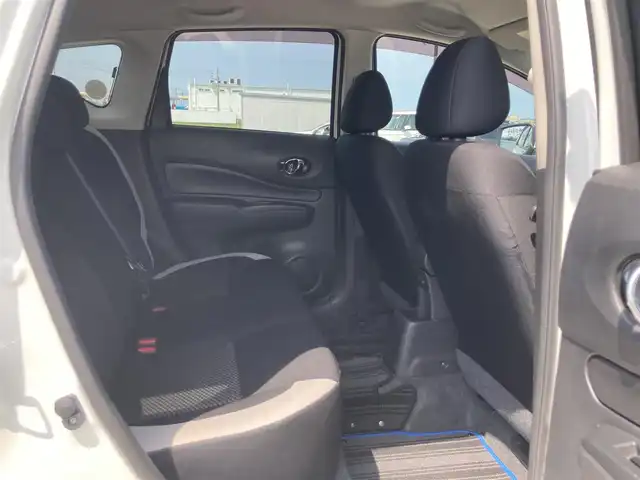 日産 ノート e－パワー X FOUR 鳥取県 2019(令1)年 10.1万km ブリリアントホワイトパール ４・W・D/ワンオーナー/純正ナビ/フルセグ/DVD/CD/BT/USB/アラウンドビューモニター/エマージェンシーブレーキ/レーンキープアシスト/レーダークルーズコントロール/前後コーナーセンサー/ETC/前方ドライブレコーダー/LEDヘットライト/純正15インチアルミホイール/プッシュエンジンスタート/フロアマット・ドアバイザー