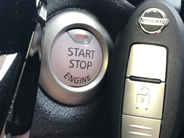 日産 ノート X FOUR 石川県 2018(平30)年 3.5万km ガーネットレッド 4WD/夏タイヤ積込み/純正ナビ/フルセグTV/Bluetooth/全周囲カメラ/ドライブレコーダー/デジタルインナーミラー/衝突被害軽減ブレーキ/コーナーセンサー/レーンキープアシスト/プッシュスタート/スマートキー/スペアキー１本/ステアリングスイッチ/LEDヘッドライト/オートライト/ETC