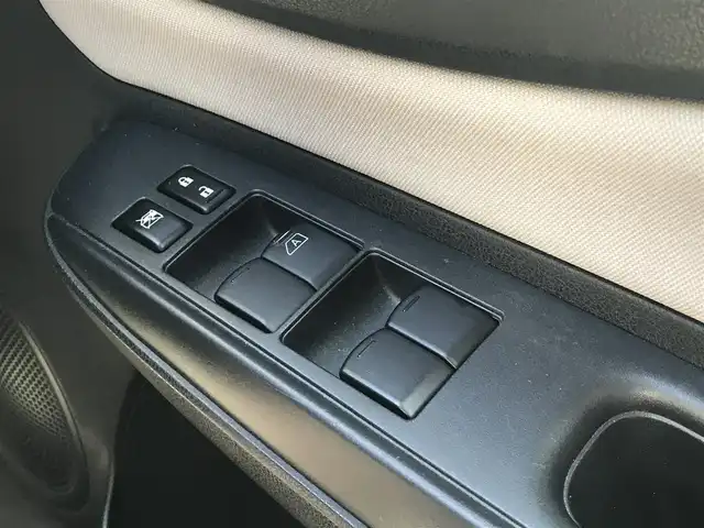 日産 ノート X FOUR 石川県 2018(平30)年 3.5万km ガーネットレッド 4WD/夏タイヤ積込み/純正ナビ/フルセグTV/Bluetooth/全周囲カメラ/ドライブレコーダー/デジタルインナーミラー/衝突被害軽減ブレーキ/コーナーセンサー/レーンキープアシスト/プッシュスタート/スマートキー/スペアキー１本/ステアリングスイッチ/LEDヘッドライト/オートライト/ETC