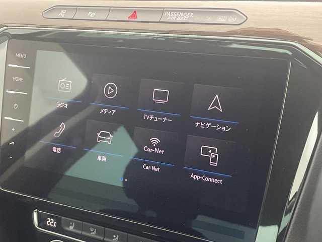 フォルクスワーゲン パサート TDI ハイライン 福島県 2019(平31)年 5.9万km ディープブラックパールエフェクト オールインセーフティ/・衝突被害軽減/・車線逸脱警報/・オートクルーズコントロール/・渋滞追従支援/・レーンチェンジアシスト/純正ナビ/・フルセグ/CD/DVD/SD/BT/USB/AUX/FM/AM/・全方位モニターカメラ/・ビルトインETC2.0/前後ドライブレコーダー/パワーリアゲート/革巻きステアリング/・ステアリングスイッチ/・パドルシフト/電子パーキングブレーキ/・オートブレーキホールド/レザーシート/・パワーシート/・シートヒーター/・ベンチレーションシート/ＬＥＤヘッドライト/・フォグランプ/・オートライト/・オートハイビーム/電動格納ミラー/・ウィンカーミラー/スマートキー/・プッシュスタート/純正フロアマット/純正18インチＡＷ