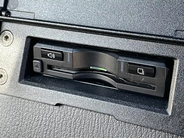 アバルト １２４ スパイダー 群馬県 2018(平30)年 1.9万km 白 純正７インチＳＤナビ　　/フルセグ　/バックカメラ/ＡＢＡＲＴＨ赤レザーシート　/シートヒーター　/前方ドラレコ　/赤キャリパー　/本革ステアリング　/純正フロアマット　/クルーズコントロール　/純正ビルトインＥＴＣ/Bluetooth/純正17インチアルミホイール/フロント・リアフォグランプ/オートLEDヘッドライト