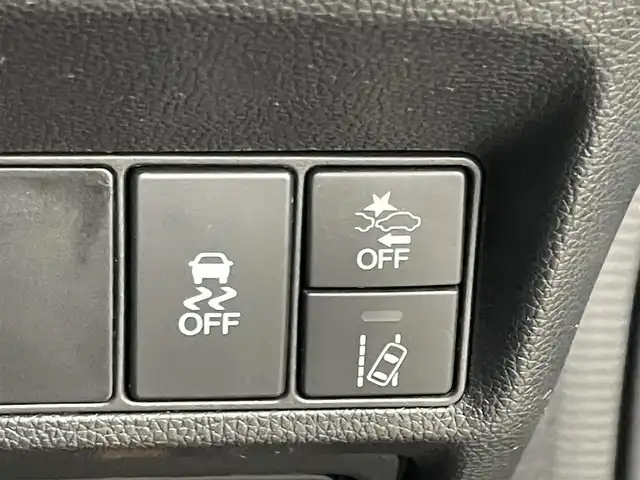 ホンダ ステップワゴン スパーダ ホンダセンシング 神奈川県 2017(平29)年 7.6万km プレミアムスパークルブラックパール 純正ナビ　フリップダウンモニター　バックカメラ　ビルトインＥＴＣ　アダクティブクルーズコントロール　両側パワースライドドア　純正アルミホイール　オートライト　ＬＥＤヘッドライト　地デジフルセグ