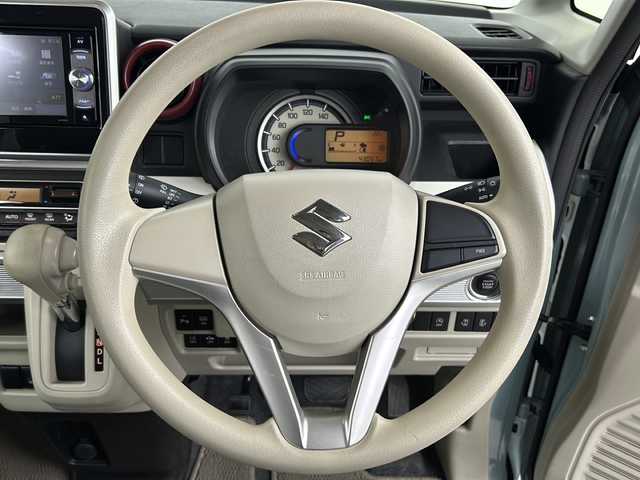スズキ スペーシア HYBRID X 2トーン 埼玉県 2020(令2)年 4.3万km オフブルーメタリック/ホワイト2トーン 両側パワースライドドア/社外メモリナビ(型式：AVIC-RW302)/CD/DVD/ワンセグ/運転席シートヒーター/衝突軽減システム/レーンキープアシスト/横滑り防止システム/コーナーセンサー/アイドリングストップ/純正14インチアルミホイール/純正フロアマット/LEDヘッドライト/プッシュスタート/スマートキー