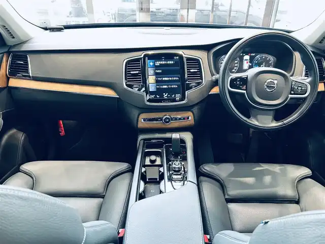 ボルボ ＸＣ９０ B5 AWD ノルディックED 大阪府 2020(令2)年 1.2万km サヴィルグレーメタリック 100台限定/サンルーフ/HarmanKardon/ACC/BLIS/純正ナビ/TV/360度カメラ/applecarplay/純正20インチAW/LEDヘッドライト/電動リアゲート/黒革/メモリ付きパワーシート/シートヒーター/ステアリングヒーター/自動駐車