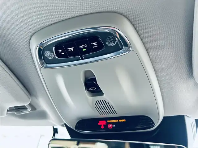 ボルボ ＸＣ９０ B5 AWD ノルディックED 大阪府 2020(令2)年 1.2万km サヴィルグレーメタリック 100台限定/サンルーフ/HarmanKardon/ACC/BLIS/純正ナビ/TV/360度カメラ/applecarplay/純正20インチAW/LEDヘッドライト/電動リアゲート/黒革/メモリ付きパワーシート/シートヒーター/ステアリングヒーター/自動駐車