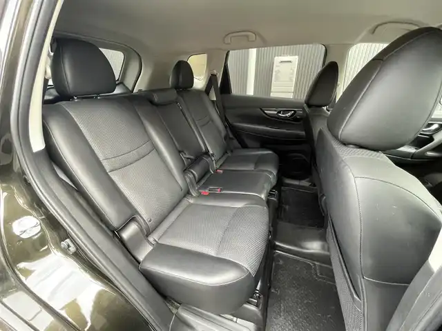 日産 エクストレイル 20Xi 滋賀県 2020(令2)年 5.6万km チタニウムカーキ 純正ナビ/Bluetooth・CD・DVD/フルセグTV/全方位カメラ/LEDヘッドライト/前後コーナーセンサー/ドライブレコーダー/プロパイロット/全席シートヒーター/純正18インチAW/ETC/電動リアゲート/オートホールド