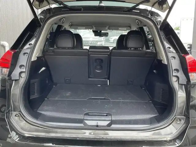 日産 エクストレイル 20Xi 滋賀県 2020(令2)年 5.6万km チタニウムカーキ 純正ナビ/Bluetooth・CD・DVD/フルセグTV/全方位カメラ/LEDヘッドライト/前後コーナーセンサー/ドライブレコーダー/プロパイロット/全席シートヒーター/純正18インチAW/ETC/電動リアゲート/オートホールド