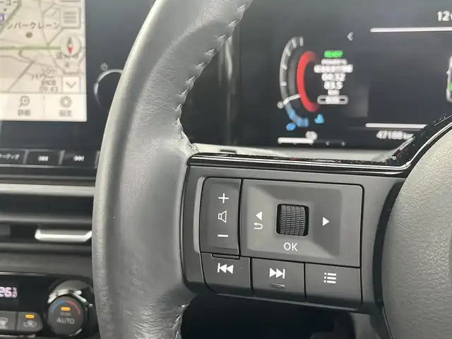 日産 オーラ G レザーエディション 三重県 2022(令4)年 4.7万km ピュアホワイトパール ワンオーナー/プロパイロット/純正コネクトナビゲーション/9インチモニター/BOSEサウンド/地デジTV/インテリジェントアラウンドビューモニター/インテリジェントルームミラー/ETC2.0