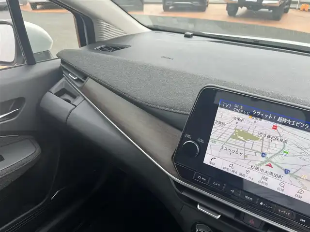 日産 オーラ G レザーエディション 三重県 2022(令4)年 4.7万km ピュアホワイトパール ワンオーナー/プロパイロット/純正コネクトナビゲーション/9インチモニター/BOSEサウンド/地デジTV/インテリジェントアラウンドビューモニター/インテリジェントルームミラー/ETC2.0