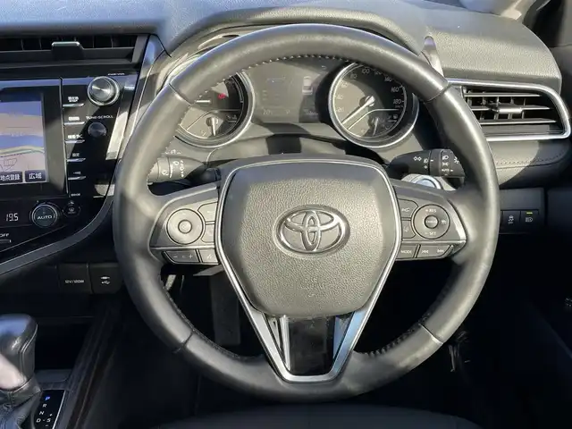 トヨタ カムリ G 宮崎県 2017(平29)年 9.4万km エモーショナルレッド 純正ナビ/　(AM/FM/BT/SD/DVD/TV)/サンルーフ/オートライト/オートハイビーム/クルーズコントロール/キープレーンアシスト/ドライブレコーダー/電動格納ミラー/純正アルミ　17インチ/純正マット/USB　前：１　後：２/シガーソケット/ETC2.0