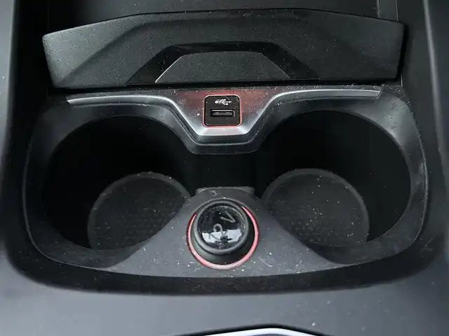 ＢＭＷ ＢＭＷ ２１８ｄ グランクーペ プレイ EDジョイ+ 佐賀県 2021(令3)年 6.8万km 白 純正ナビ/Bluetooth/USB/バックカメラ/ブラインドスポットモニター/アダクティブクルーズコントロール/オートホールド/１２Vソケット/デュアルエアコン/メモリー付きパワーシート/純正フロアマット/純正アルミ/衝突被害軽減システム/レーンキープアシスト/横滑り防止機能