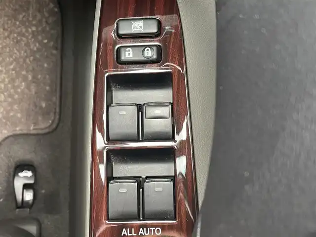 トヨタ マークＸ 250G リラックスセレクション 兵庫県 2010(平22)年 5.8万km ホワイトパールクリスタルシャイン 純正SDナビ/フルセグ/Bluetooth/CD/DVD/AUX/バックカメラ/ステアリングリモコン/革巻ステアリング/パワーシート/フォグランプ/カーテンエアバッグ/ETC/純正アルミホイール/スイッチスタート