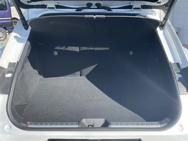 トヨタ クラウン スポーツ Z 神奈川県 2024(令6)年 1.3万km プレシャスホワイトパール 純正122.3インチディスプレイオーディオ/　（コネクティッドナビ・Bluetooth）/フルセグTV/パノラマルーフ/サンドブラウン本革シート/前席パワーシート/前席シートヒーター/エアシート/ステアリングヒーター/トヨタセーフティセンス/トヨタチームメイト/パノラミックビューモニター/デジタルインナーミラー/レーダークルーズコントロール/ブラインドスポットモニター/ヘッドアップディスプレイ/縦置き置くだけ充電/パワーバックドア/ビルトインETC2.0/スマートキー×2/保証書/取扱説明書