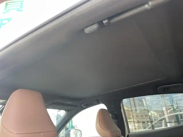 トヨタ クラウン スポーツ Z 神奈川県 2024(令6)年 1.3万km プレシャスホワイトパール 純正122.3インチディスプレイオーディオ/　（コネクティッドナビ・Bluetooth）/フルセグTV/パノラマルーフ/サンドブラウン本革シート/前席パワーシート/前席シートヒーター/エアシート/ステアリングヒーター/トヨタセーフティセンス/トヨタチームメイト/パノラミックビューモニター/デジタルインナーミラー/レーダークルーズコントロール/ブラインドスポットモニター/ヘッドアップディスプレイ/縦置き置くだけ充電/パワーバックドア/ビルトインETC2.0/スマートキー×2/保証書/取扱説明書