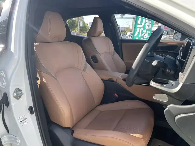 トヨタ クラウン スポーツ Z 神奈川県 2024(令6)年 1.3万km プレシャスホワイトパール 純正122.3インチディスプレイオーディオ/　（コネクティッドナビ・Bluetooth）/フルセグTV/パノラマルーフ/サンドブラウン本革シート/前席パワーシート/前席シートヒーター/エアシート/ステアリングヒーター/トヨタセーフティセンス/トヨタチームメイト/パノラミックビューモニター/デジタルインナーミラー/レーダークルーズコントロール/ブラインドスポットモニター/ヘッドアップディスプレイ/縦置き置くだけ充電/パワーバックドア/ビルトインETC2.0/スマートキー×2/保証書/取扱説明書