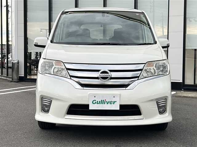 日産 セレナ ハイウェイスター Vセレクション 岐阜県 2012(平24)年 8.9万km ホワイト 純正ナビ　/ＥＴＣ　/前後ドライブレコーダー　/後席モニター　/両側パワースライドドア　/衝突軽減システム　/盗難防止装置　/横滑り防止装置　/アイドリングストップ　/純正１６インチアルミホイール　/プッシュスタート/スマートキー/純正フロアマット