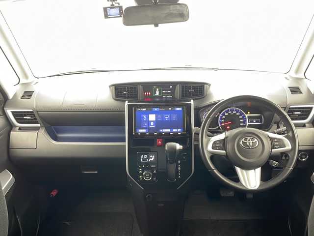 トヨタ タンク カスタムG 千葉県 2020(令2)年 2.5万km ブラックマイカメタリック 純正9インチナビ/AM/FM/CD/DVD/BT/フルセグ/バックカメラ/両側パワースライドドア/スマートアシストIII/・衝突被害軽減ブレーキ/・車線逸脱警報/・誤発進抑制機能/・先行車発進告知/・対人/対車衝突警報機能/・オートマチックハイビーム/・クルーズコントロール/LEDヘッドライト/前方ドライブレコーダー(TZ-D102)/ビルトインETC/純正14インチアルミホイール/ステアリングリモコン/ドアバイザー/取扱説明書/保証書/禁煙車　