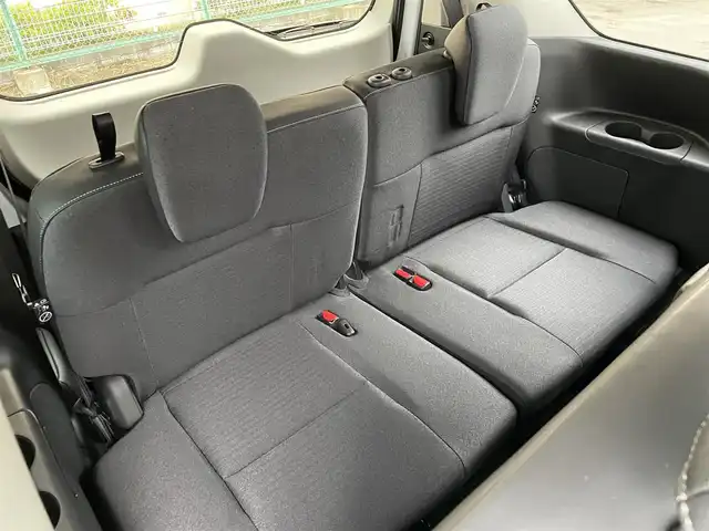 日産 セレナ e－パワー ハイウェイスター V 東京都 2024(令6)年 0.8万km プリズムホワイト 純正ナビ/アラウンドビューモニター/天吊モニター/デジタルルームミラー/エマージェンシーブレーキ/車線逸脱警報/プロパイロット/ハンズフリーオートスライドドア/ＥＴＣ/ワイヤレス充電器