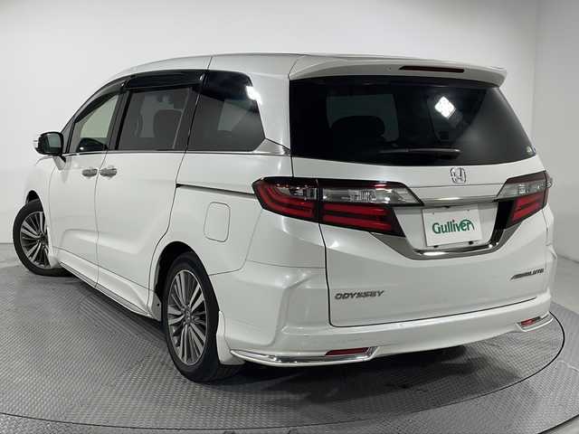 ホンダ オデッセイ アブソルート ホンダセンシング 広島県 2020(令2)年 3.4万km プラチナホワイトパール 純正8型ナビ/・フルセグTV/・Bluetooth/・CD/DVD/後席モニター/両側電動スライドドア/ホンダセンシング/・衝突軽減ブレーキ/・レーンキープアシスト/・アダプティブクルーズコントロール/ハーフレザーシート/バックカメラ/ETC/ドラレコ/HDMI/パワーシート/LEDヘッドライト