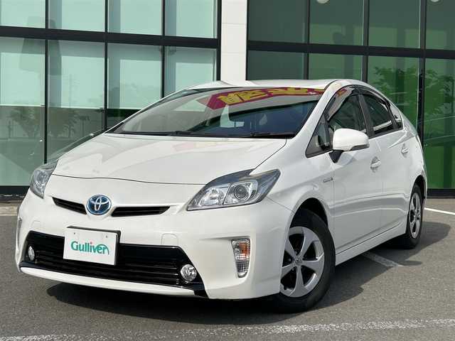 トヨタ プリウス G 和歌山県 2015(平27)年 5.3万km ホワイトパールクリスタルシャイン 純正８インチナビ/フルセグTV/バックカメラ/（BT/USB/CD/DVD)/クルーズコントロール/横滑り防止機能/パワーシート/純正フロアマット/純正アルミホイール/PWRモード/ECOモード/EVモード/ウインカーミラー/キセノンヘッドライト/オートライト/フォグランプ