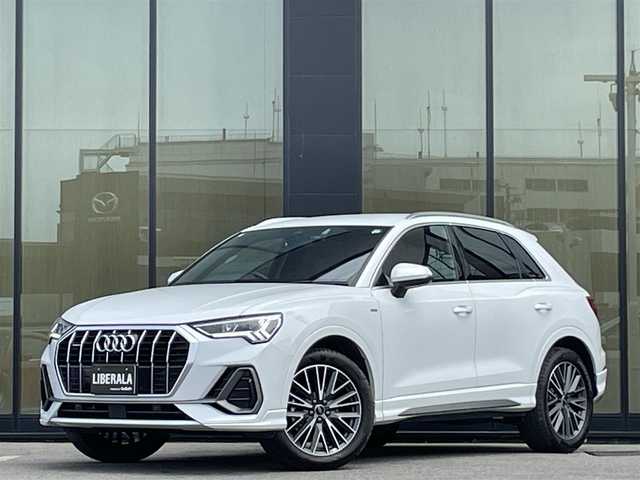 アウディ Ｑ３ 35TDIクワトロ Sライン 石川県 2021(令3)年 1.2万km 白 グレー革シート/シートヒーター/衝突軽減Ｂ/アダプティブクルーズコントロール/ブラインドスポットモニター/純正ナビ/フルセグＴＶ/Ｂａｎｇ＆Ｏｌｆｕｓｅｎ/３６０カメラ/クリアランスソナー/電動リアゲート/ＬＥＤヘッドライト/アンビエントライト