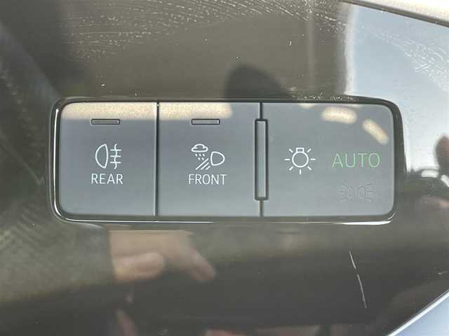 アウディ Ｑ３ 35TDIクワトロ Sライン 石川県 2021(令3)年 1.2万km 白 グレー革シート/シートヒーター/衝突軽減Ｂ/アダプティブクルーズコントロール/ブラインドスポットモニター/純正ナビ/フルセグＴＶ/Ｂａｎｇ＆Ｏｌｆｕｓｅｎ/３６０カメラ/クリアランスソナー/電動リアゲート/ＬＥＤヘッドライト/アンビエントライト