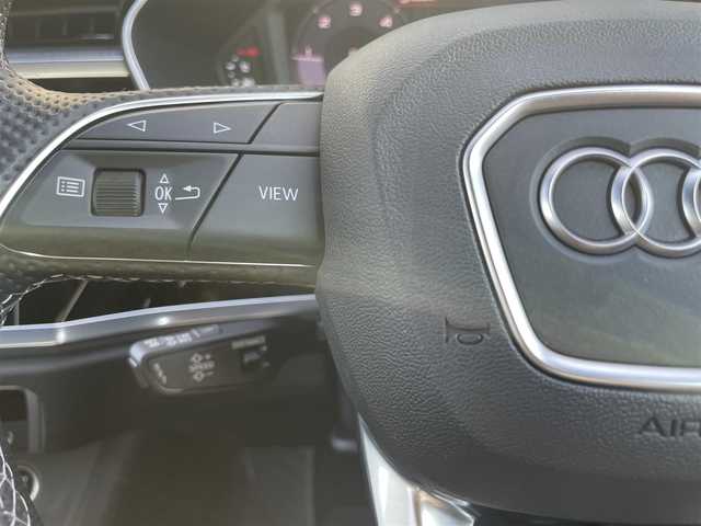 アウディ Ｑ３ 35TDIクワトロ Sライン 石川県 2021(令3)年 1.2万km 白 グレー革シート/シートヒーター/衝突軽減Ｂ/アダプティブクルーズコントロール/ブラインドスポットモニター/純正ナビ/フルセグＴＶ/Ｂａｎｇ＆Ｏｌｆｕｓｅｎ/３６０カメラ/クリアランスソナー/電動リアゲート/ＬＥＤヘッドライト/アンビエントライト