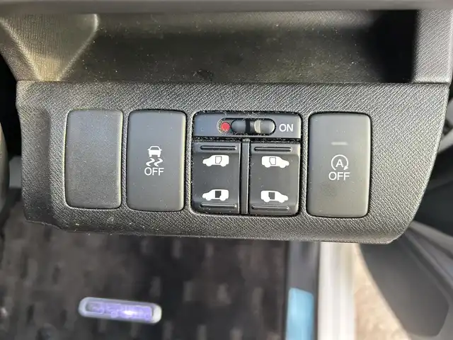 ホンダ ステップワゴン スパーダ Z クールスピリット 栃木県 2012(平24)年 6万km ホワイトオーキッドパール ALPINE10.2インチフリップダウンモニター/ALPINE8インチナビ/フルセグTV/DVD/Bluetooth/バックカメラ/ETC/前ドライブレコーダー/両側パワースライドドア/クルーズコントロール/スマートキー×2/HIDオートライト/フォグランプ/純正17インチAW/車高調/社外テールランプ/アイドリングストップ/横滑り防止装置/保証書/取説/パドルシフト/ドアバイザー/電動格納ミラー