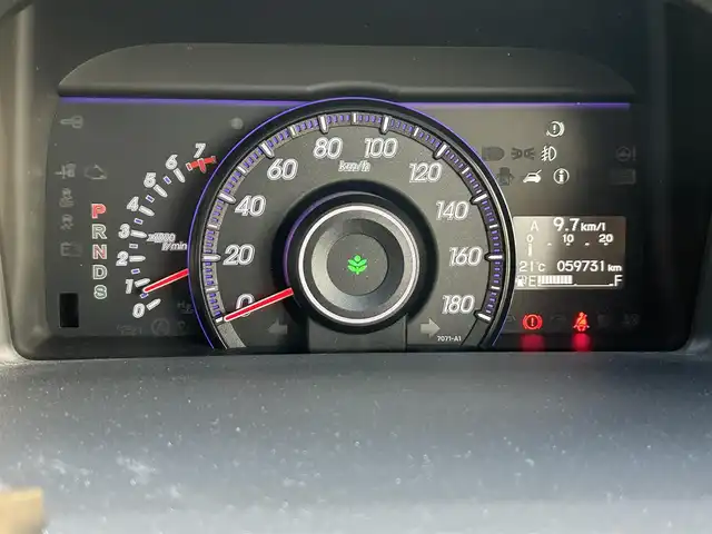 ホンダ ステップワゴン スパーダ Z クールスピリット 栃木県 2012(平24)年 6万km ホワイトオーキッドパール ALPINE10.2インチフリップダウンモニター/ALPINE8インチナビ/フルセグTV/DVD/Bluetooth/バックカメラ/ETC/前ドライブレコーダー/両側パワースライドドア/クルーズコントロール/スマートキー×2/HIDオートライト/フォグランプ/純正17インチAW/車高調/社外テールランプ/アイドリングストップ/横滑り防止装置/保証書/取説/パドルシフト/ドアバイザー/電動格納ミラー