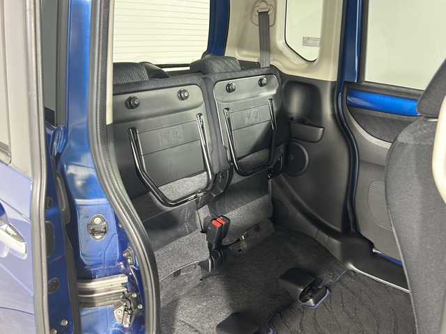 ホンダ Ｎ ＢＯＸ SSパッケージ 福岡県 2014(平26)年 6.3万km プレミアムダイナミックブルーパール 両側パワースライドドア　/衝突軽減ブレーキ　/横滑り防止装置　/バックカメラ　/社外フロアマット　/ベンチシート　/プッシュスタートボタン　/スマートキー　/ホンダ純正ナビラジオＣＤ