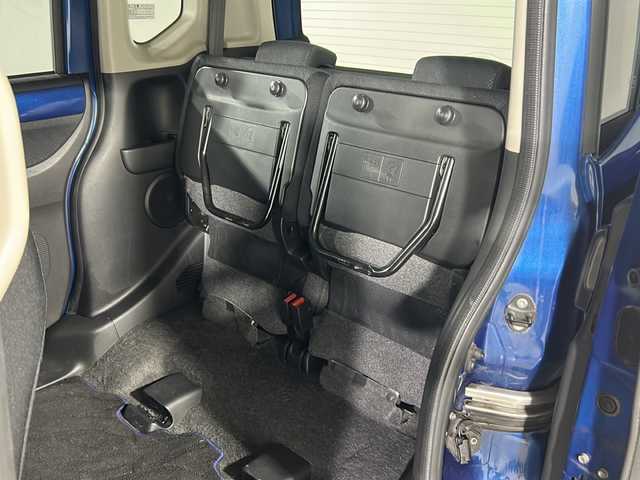 ホンダ Ｎ ＢＯＸ SSパッケージ 福岡県 2014(平26)年 6.3万km プレミアムダイナミックブルーパール 両側パワースライドドア　/衝突軽減ブレーキ　/横滑り防止装置　/バックカメラ　/社外フロアマット　/ベンチシート　/プッシュスタートボタン　/スマートキー　/ホンダ純正ナビラジオＣＤ