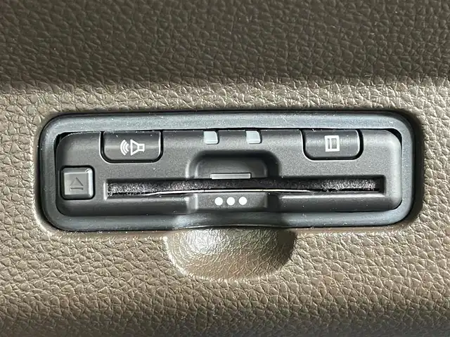 ホンダ Ｎ ＷＧＮ L 大阪府 2023(令5)年 1.7万km クリスタルブラックパール 純正ナビ/   CD/Bluetooth/バックモニター/衝突軽減ブレーキ/横滑り防止装置/前席シートヒーター/レーダークルーズコントロール/レーンキープアシスト/ステアリングスイッチ/アイドリングストップ/コーナーセンサー/純正14インチアルミホイール/純正フロアマット/プッシュスタート/スマートキー/ETC /禁煙車
