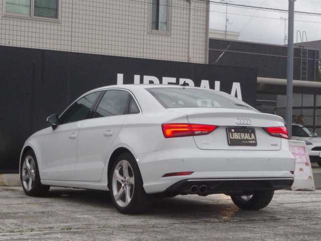 アウディ Ａ３ SB 40TFSI クワトロ スポーツ 岩手県 2020(令2)年 4万km グレイシアホワイトメタリック ワンオーナー/アシスタンスパッケージ/ナビゲーションプラスパッケージ/LEDライトパッケージ/Audiプレセンス/サイドアシスト/レーンアシスト/ACC/バーチャルコクピット/純正MMIナビ/フルセグTV/バックカメラ/パーキングエイド/アドバンストキー /黒革シート/パワーシート/シートヒーター/LEDライト/ハイビームアシスト/DSRC/前後ドラレコ