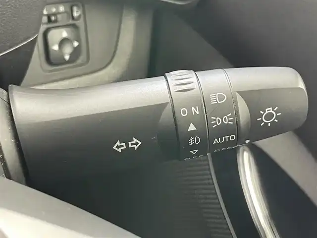 日産 デイズ ルークス ハイウェイスターX Gパッケージ 愛知県 2018(平30)年 4万km アッシュブラウンM 純正ナビ　フルセグＴＶ　Ｂｌｕｅｔｏｏｔｈ　全方位カメラ　両側パワースライドドア　エマージェンシーブレーキ　衝突軽減　車線逸脱　コーナーセンサー　ドライブレコーダー　ＬＥＤオートライト　フォグ　禁煙車