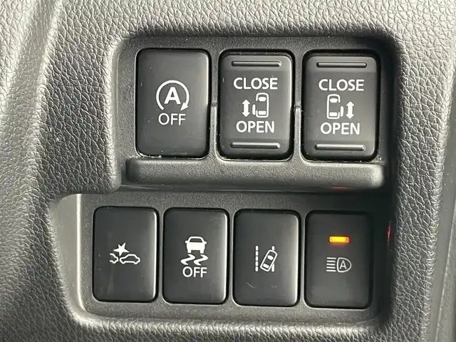日産 デイズ ルークス ハイウェイスターX Gパッケージ 愛知県 2018(平30)年 4万km アッシュブラウンM 純正ナビ　フルセグＴＶ　Ｂｌｕｅｔｏｏｔｈ　全方位カメラ　両側パワースライドドア　エマージェンシーブレーキ　衝突軽減　車線逸脱　コーナーセンサー　ドライブレコーダー　ＬＥＤオートライト　フォグ　禁煙車