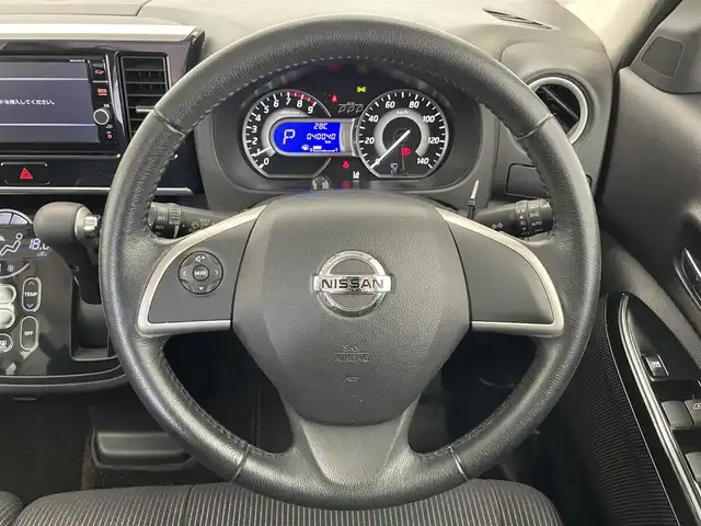 日産 デイズ ルークス ハイウェイスターX Gパッケージ 愛知県 2018(平30)年 4万km アッシュブラウンM 純正ナビ　フルセグＴＶ　Ｂｌｕｅｔｏｏｔｈ　全方位カメラ　両側パワースライドドア　エマージェンシーブレーキ　衝突軽減　車線逸脱　コーナーセンサー　ドライブレコーダー　ＬＥＤオートライト　フォグ　禁煙車