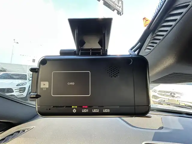 メルセデス・ベンツ ＣＬＡ１８０ Sブレイク AMG スタイル 鹿児島県 2017(平29)年 5.1万km カルサイトホワイト 純正ナビ/CD/DVD再生/フルセグTV/Bluetoothオーディオ/バックカメラ/前後ドライブレコーダー/ハーフレザーシート/運転席パワーシート/前席シートヒーター/電動リアゲート/オートライト/前後コーナーセンサー/純正フロアマット/ETC