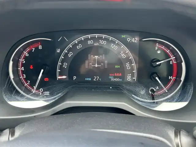 トヨタ ＲＡＶ４ G 愛媛県 2021(令3)年 3.1万km ホワイトパールクリスタルシャイン パノラマムーンルーフ/純正９インチディスプレイオーディオ(ナビ機能有)/・FM/AMラジオ/・Bluetooth/・AppleCarPlay/AndroidAuto/・USB/フルセグTV/パノラミックビューモニター/ビルトインETC/ダイナミックトルクコントロール4WD/プッシュ式マルチテレインセレクト/トヨタセーフティセンス/・プリクラッシュセーフティ/・レーントレーシングアシストポート/・レーダークルーズコントロール/・オートマチックハイビーム/・ロードサインアシスト/先行車発進お知らせ機能/インテリジェントクリアランスソナー/リアクロストラフィックオートブレーキ/ブラインドスポットモニター/パワーバックドア/３灯式LEDヘッドランプ/純正１８インチアルミホイール/ルーフレール/自動防眩インナーミラー/合皮シート/パワーシート【運転席】/快適温熱シート【運転席/助手席】/ステアリングヒーター/スマートエントリー/スタートシステム/取扱説明書/スペアキー１本