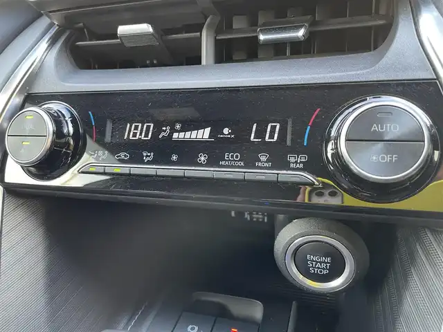 トヨタ ハリアー G 石川県 2020(令2)年 4.2万km ホワイトパールクリスタルシャイン ワンオーナー/純正ディスプレイオーディオ/バックカメラ/フルセグTV/LEDヘッドライト/ビルトインETC/パワーバックドア/トヨタセーフティセンス/レーダークルーズ/ドライブレコーダー/デジタルミラー/スマートキー/プッシュスタート/電動ミラー/保証書