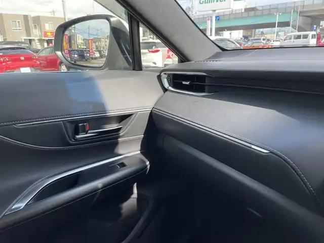 トヨタ ハリアー G 石川県 2020(令2)年 4.2万km ホワイトパールクリスタルシャイン ワンオーナー/純正ディスプレイオーディオ/バックカメラ/フルセグTV/LEDヘッドライト/ビルトインETC/パワーバックドア/トヨタセーフティセンス/レーダークルーズ/ドライブレコーダー/デジタルミラー/スマートキー/プッシュスタート/電動ミラー/保証書