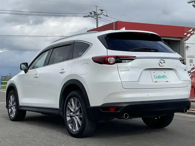マツダ ＣＸ－８ 25S プロアクティブ 佐賀県 2019(平31)年 3万km スノーフレイクホワイトパールマイカ 純正8インチSDナビゲーション/・フルセグTV/CD/DVD/USB/Bluetooth/アルパインフリップダウンモニター/360°ビューモニター/ETC/ヘッドアップディスプレイ/パワーリフトゲート/電子パーキングブレーキ/・AUTO HOLD機能/後席エアコン/D席メモリー機能付パワーシート/DN席シートヒーター/後席サンシェード/ISOFIX対応/革巻きステアリング/ステアリングヒーター/ステアリングリモコン/純正19インチアルミホイール/純正LEDヘッドライト/・オートマチックハイビーム/純正LEDフォグランプ/純正フロアマット/純正ドアバイザ―/i-ACTIVSENSE/・アダプティブクルーズコントロール/・スマートシティブレーキサポート/・ブラインドスポットモニタリング/・レーンキープアシストシステム/・パーキングセンサーシステム/・標識認識機能/・ドライバーアテンションアラート