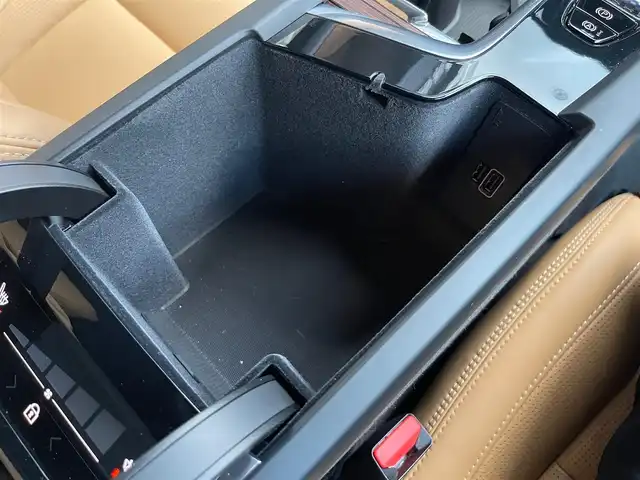 ボルボ Ｖ６０ B5 インスクリプション 山梨県 2021(令3)年 2.1万km ぺブルグレー 茶革 /harman/kardon /HUD /ACC /BLIS /LKA /インテリセーフ /360°カメラ /前後コーナーセンサー /純正メモリナビ /フルセグ /AppleC /AndroidA /Bluetooth /ワイヤレスC  /シートH /ベンチL /パワーシート /電動テールゲート /LED /ETC