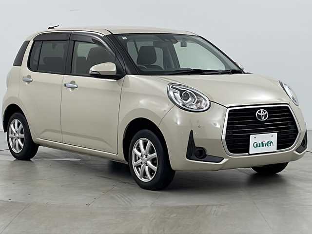 トヨタ パッソ モーダ 道央・札幌 2020(令2)年 3.8万km キナコメタリック ・ワンオーナー/・4WD/・寒冷地仕様/・社外メモリナビ/　CD/DVD/BT/・フルセグTV/・運転席シートヒーター/・ドライブレコーダー(前後)/・オートマチックハイビーム/・オートライト/・LEDヘッドライト/・衝突軽減/・コーナーセンサー/・横滑り防止/・プッシュスタート/・スペアキー/・ワイパーデアイサー /・純正フロアマット/・純正ドアバイザー/・積込タイヤ/・取扱説明書/・保証書