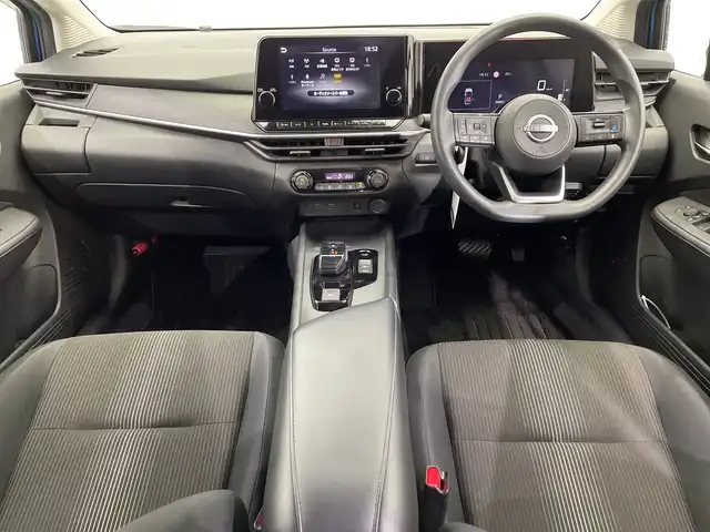 日産 ノート X 栃木県 2020(令2)年 2.7万km ビビットブルー / スーパーブラック 2トーン 純正ナビ/(フルセグTV/Bluetooth/USB/HDMI)/全方位カメラ/インテリジェントエマージェンシーブレーキ/・車線逸脱警報/・車線逸脱防止支援システム/・踏み間違い衝突防止アシスト/・ビークルダイナミクスコントロール/・アラウンドビューモニター/前後コーナーセンサー/BSM/置くだけ充電/ETC2.0/前方ドラレコ/禁煙車/2トーン/デジタルインナーミラー/オートライト/LEDヘッドライト/フォグランプ/スマートキー/プッシュスタート/ステアリングスイッチ/ウィンカーミラー/電動格納ミラー/純正フロアマット