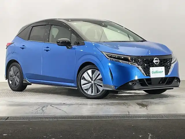 日産 ノート X 栃木県 2020(令2)年 2.7万km ビビットブルー / スーパーブラック 2トーン 純正ナビ/(フルセグTV/Bluetooth/USB/HDMI)/全方位カメラ/インテリジェントエマージェンシーブレーキ/・車線逸脱警報/・車線逸脱防止支援システム/・踏み間違い衝突防止アシスト/・ビークルダイナミクスコントロール/・アラウンドビューモニター/前後コーナーセンサー/BSM/置くだけ充電/ETC2.0/前方ドラレコ/禁煙車/2トーン/デジタルインナーミラー/オートライト/LEDヘッドライト/フォグランプ/スマートキー/プッシュスタート/ステアリングスイッチ/ウィンカーミラー/電動格納ミラー/純正フロアマット