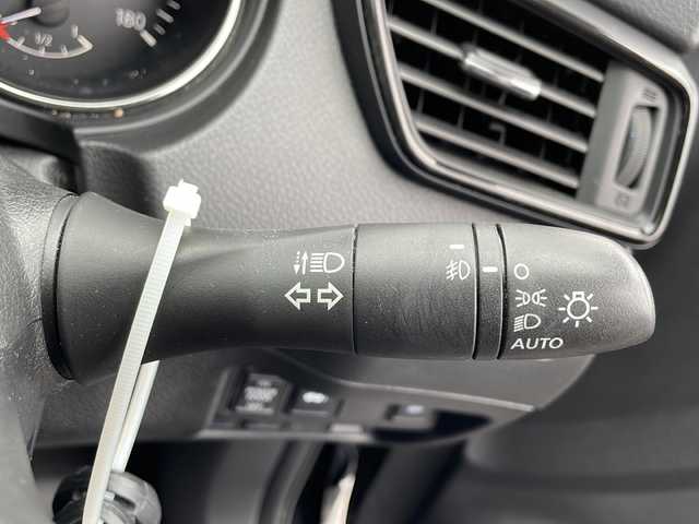 日産 エクストレイル 20Xi 新潟県 2020(令2)年 6.4万km ダイヤモンドブラック 純正9インチナビ(MM519D-L)/（AM/FM/CD/DVD/Blu-ray/Bluetooth）/フルセグTV/純正フリップダウンモニター/プロパイロット/衝突軽減/追従機能付きクルーズコントロール/レーンキープアシスト/クリアランスソナー/全周囲カメラ/デジタルインナーミラー/ドライブレコーダー/パワーバックドア/LEDヘッドライト/フォグランプ/ウィンカーミラー/電格ミラー/ドアバイザー/スペアキー