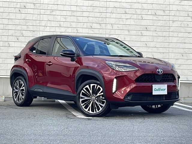 トヨタ ヤリスクロス ハイブリッド Z 山形県 2021(令3)年 3万km ブラックマイカ/センシュアルレッドマイカ ワンオーナー/禁煙車/トヨタセーフティセンス/・プリクラッシュセーフティ/・レーントレーシングアシスト/・レーンディパーチャーアラート/・レーダークルーズコントロール/・オートマチックハイビーム/・ロードサインアシスト/純正8インチディスプレイオーディオ/(フルセグ/BT/AM/FM/Miracast/Apple Carplay)/全周囲カメラ/ビルトインETC/ドライブレコーダー/前席シートヒーター/ハーフレザーシート/パワーシート/前後ドライブレコーダー/100V充電/コーナーセンサー/パワーバックドア/電動パーキングブレーキ/オートホールド/18インチ純正アルミ/スペアキー/プッシュスタート/社外冬タイヤ車載