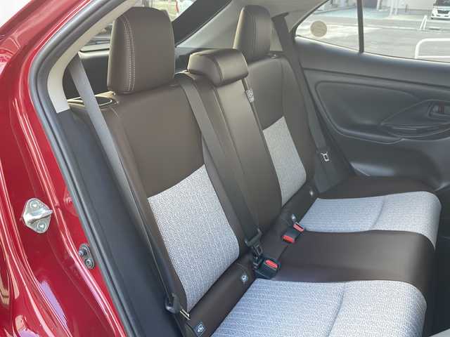 トヨタ ヤリスクロス ハイブリッド Z 山形県 2021(令3)年 3万km ブラックマイカ/センシュアルレッドマイカ ワンオーナー/禁煙車/トヨタセーフティセンス/・プリクラッシュセーフティ/・レーントレーシングアシスト/・レーンディパーチャーアラート/・レーダークルーズコントロール/・オートマチックハイビーム/・ロードサインアシスト/純正8インチディスプレイオーディオ/(フルセグ/BT/AM/FM/Miracast/Apple Carplay)/全周囲カメラ/ビルトインETC/ドライブレコーダー/前席シートヒーター/ハーフレザーシート/パワーシート/前後ドライブレコーダー/100V充電/コーナーセンサー/パワーバックドア/電動パーキングブレーキ/オートホールド/18インチ純正アルミ/スペアキー/プッシュスタート/社外冬タイヤ車載